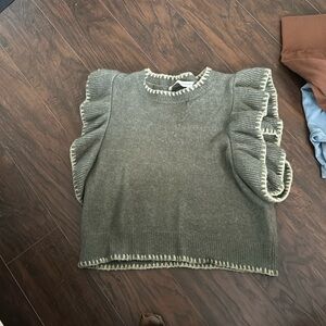 Cropped sweater top